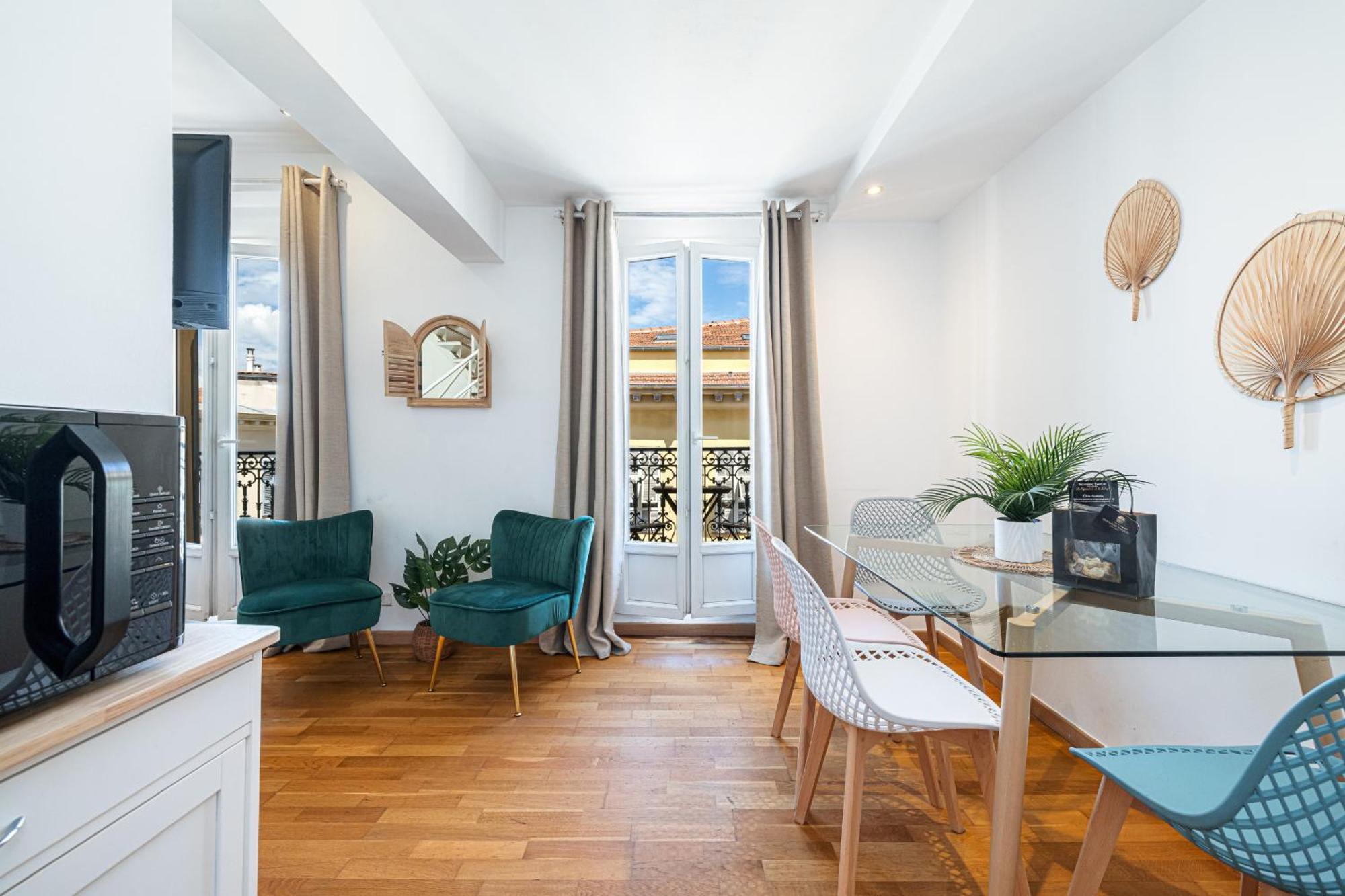 Apartamento Massena Street - 1 Bdr Duplex With Ac & Parking Niza Exterior foto