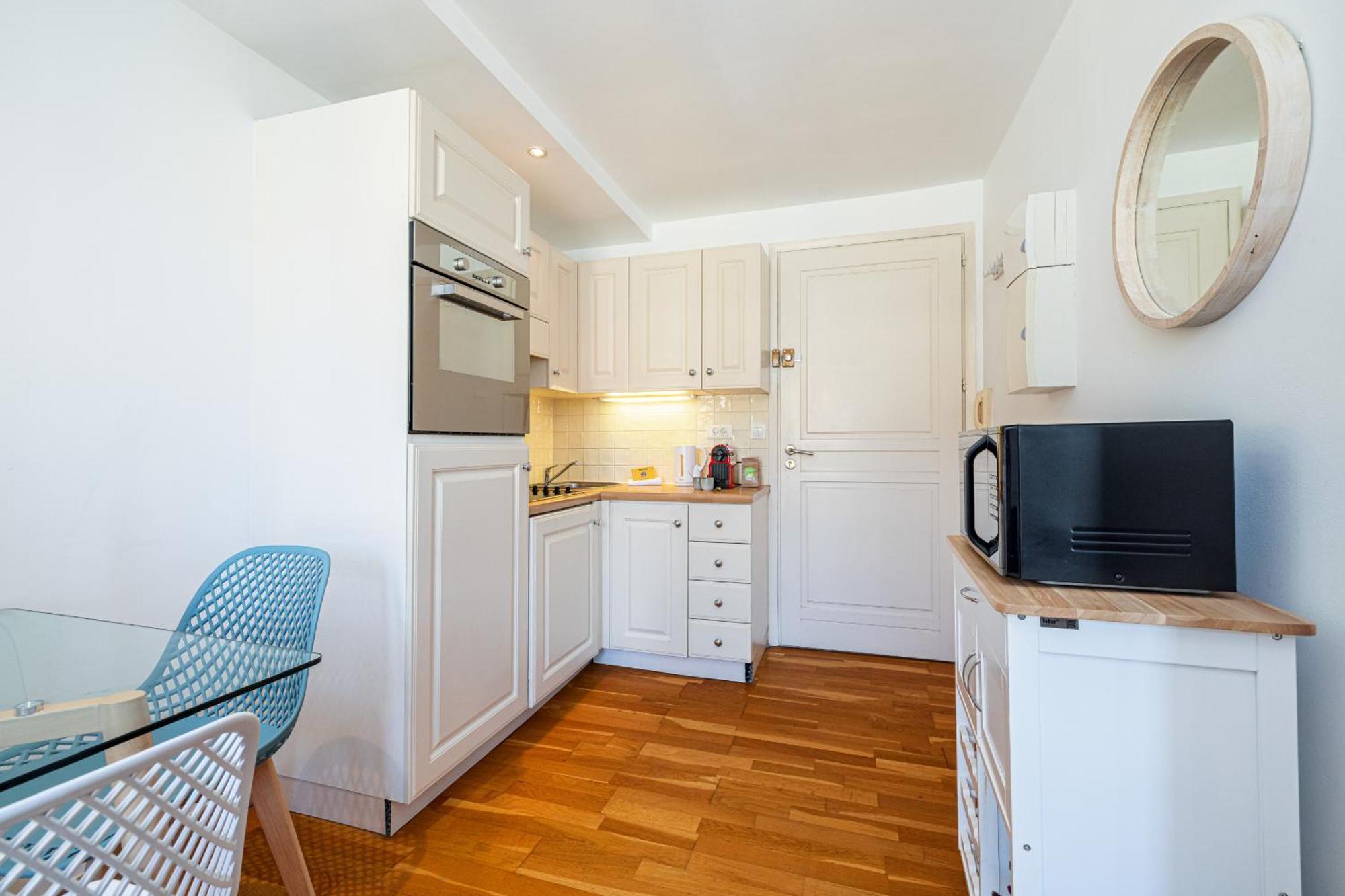 Apartamento Massena Street - 1 Bdr Duplex With Ac & Parking Niza Exterior foto
