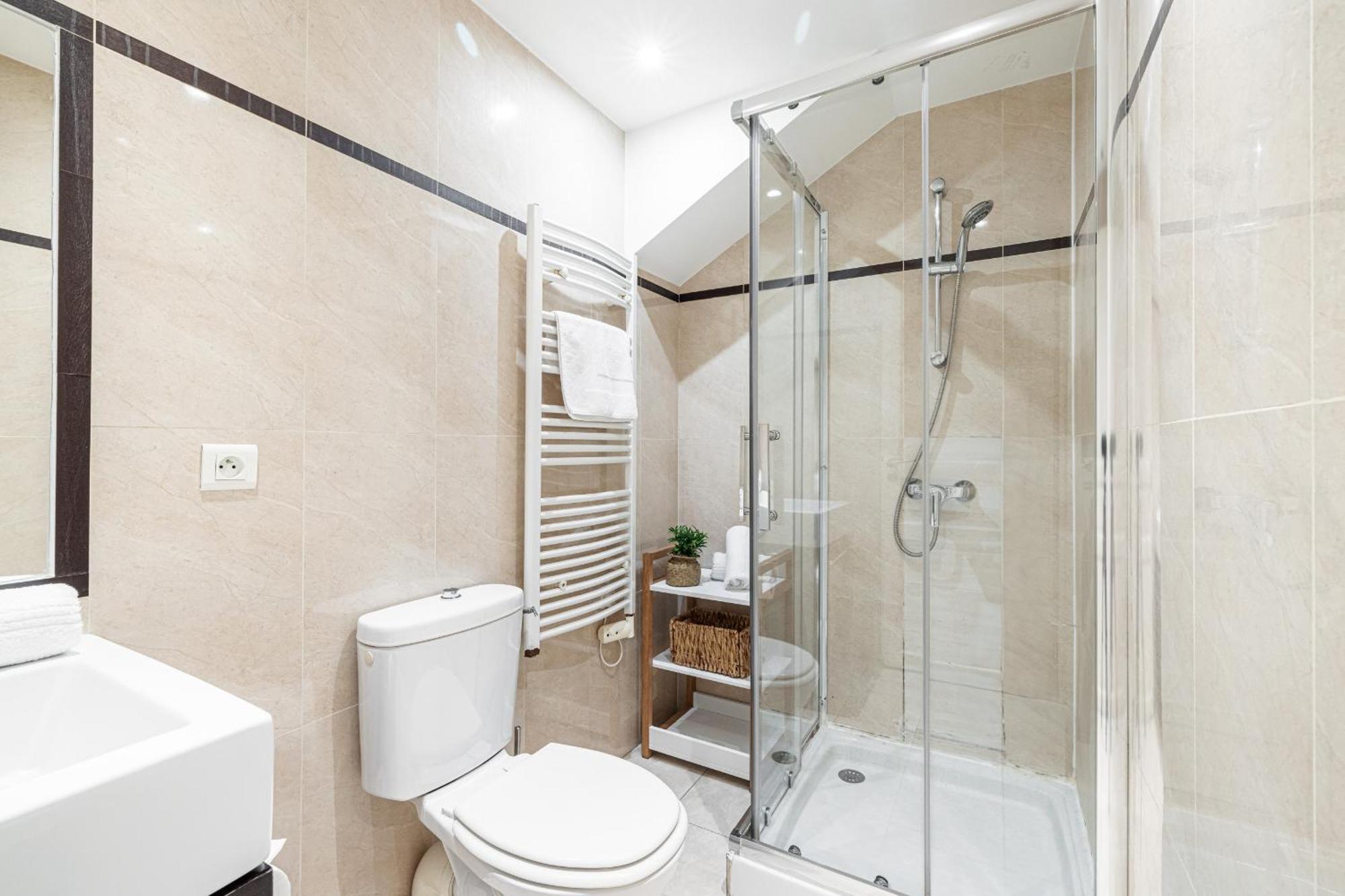 Apartamento Massena Street - 1 Bdr Duplex With Ac & Parking Niza Exterior foto